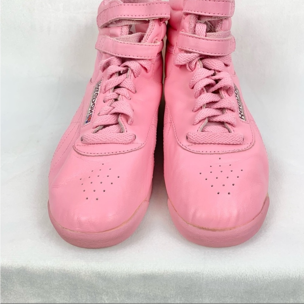 Classic Reebok Pink Hightops - Picture 2 of 7